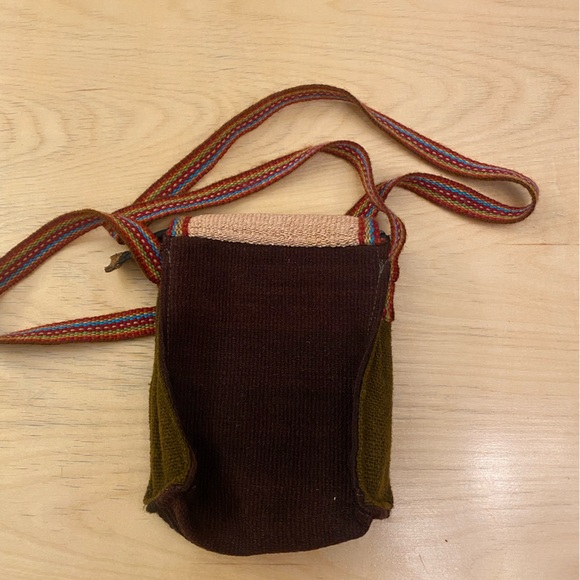 NWOT Red knit purse - Picture 3 of 8